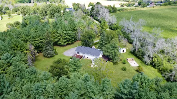 Quinte West, ON K8N 4Z5,9 MacKenzie RD