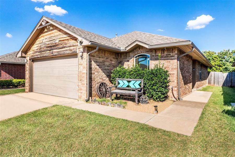 12808 Heritage Oaks Drive, Oklahoma City, OK 73120