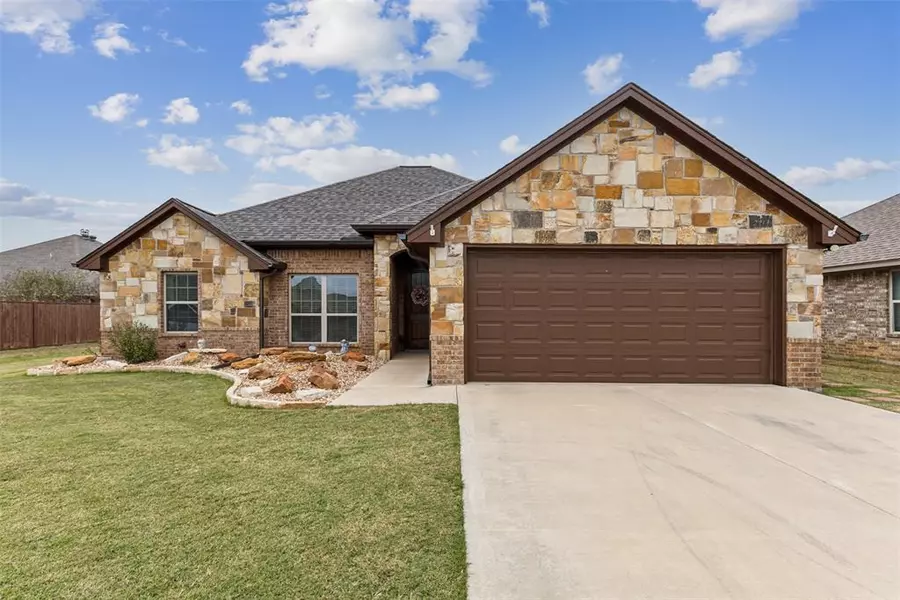 704 Denali Court, Tolar, TX 76476