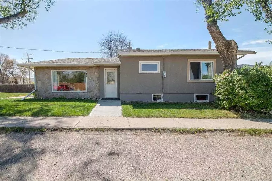 341 Crescent AVE, Picture Butte, AB T0K 1V0