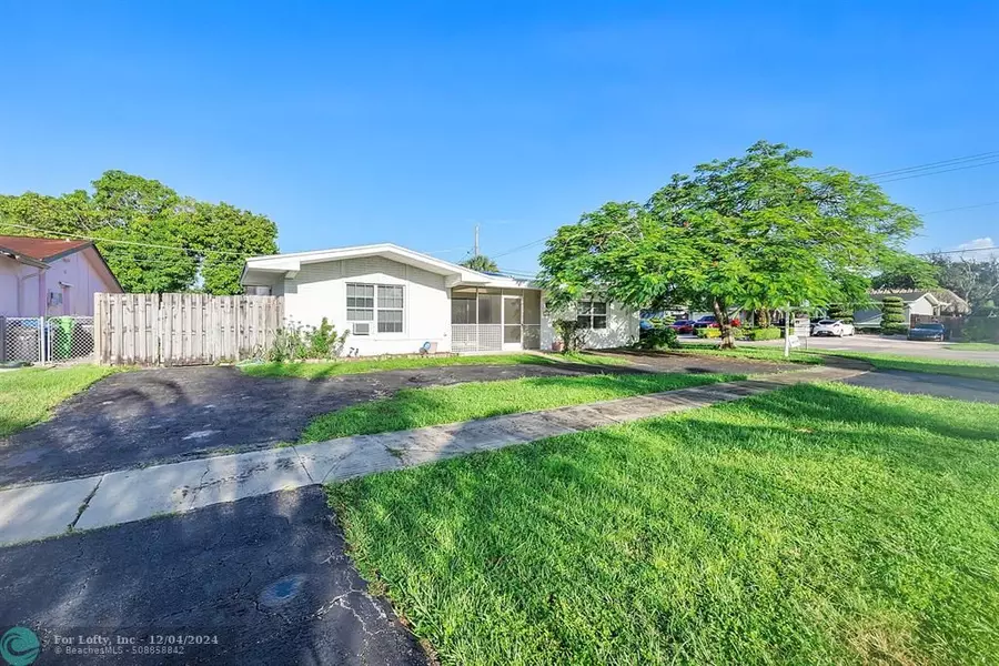 2041 NW 74th Ave, Sunrise, FL 33313