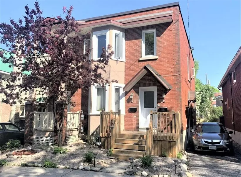 9 1/2 Ella ST, Glebe - Ottawa East And Area, ON K1S 2S3