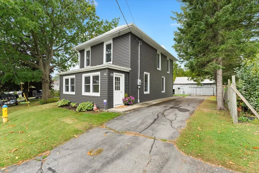 36 Emma ST, Stirling-rawdon, ON K0K 3E0