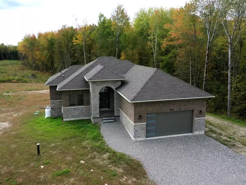 580 Patterson RD, Kawartha Lakes, ON K0M 1N0