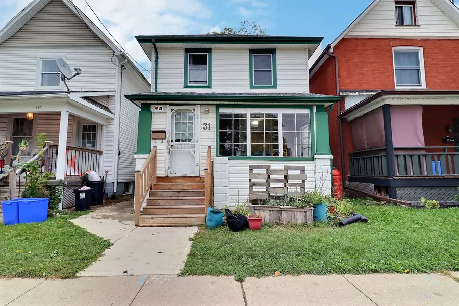 31 John ST N, St. Thomas, ON N5P 2X2