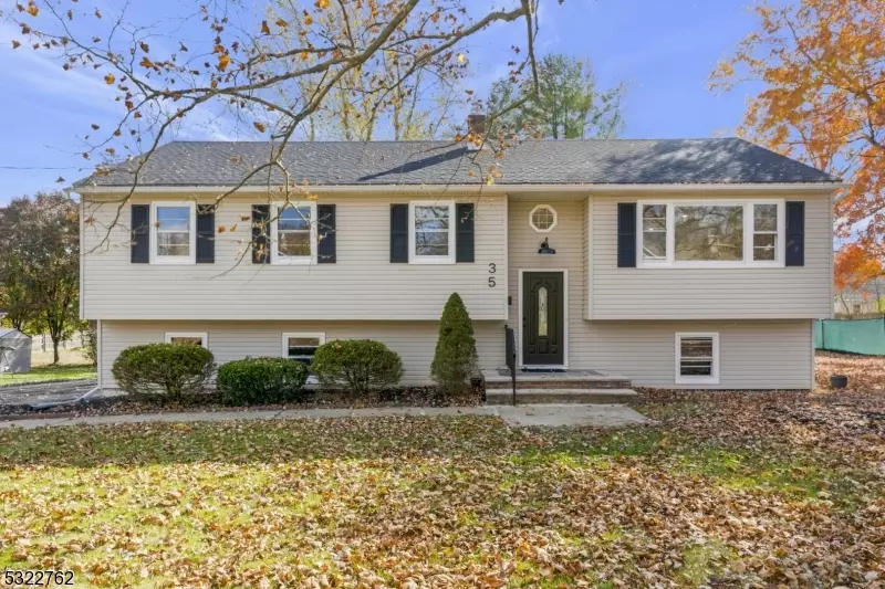 Berkeley Heights Twp., NJ 07922,35 La Secla Pl