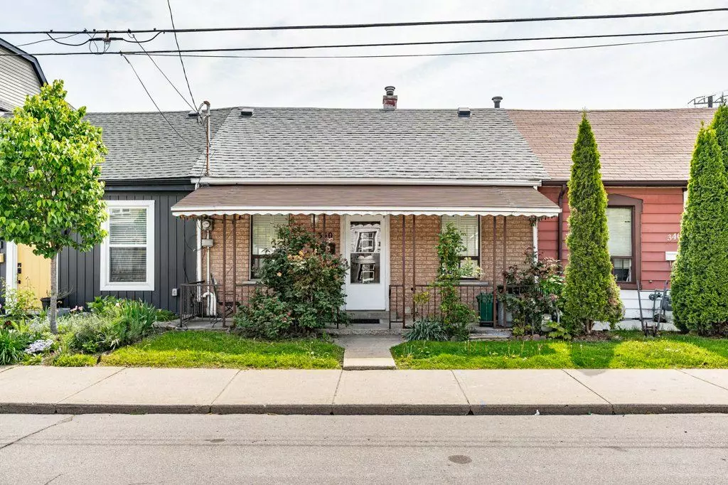 Hamilton, ON L8L 4R1,350 John ST N