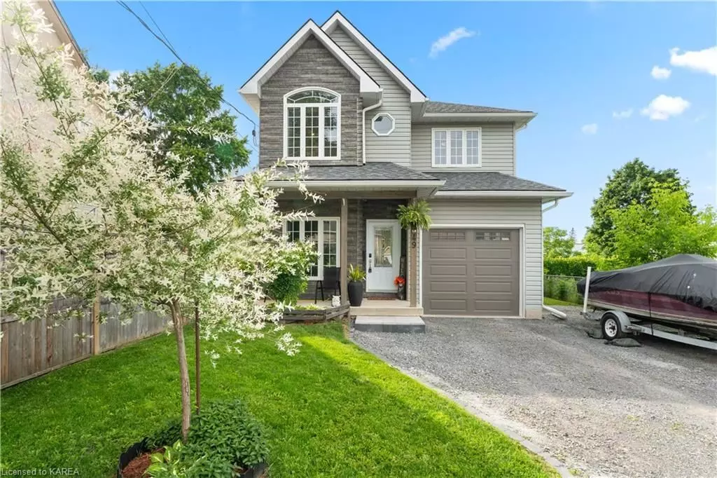 Greater Napanee, ON K7R 1M2,49 ISABELLA ST E