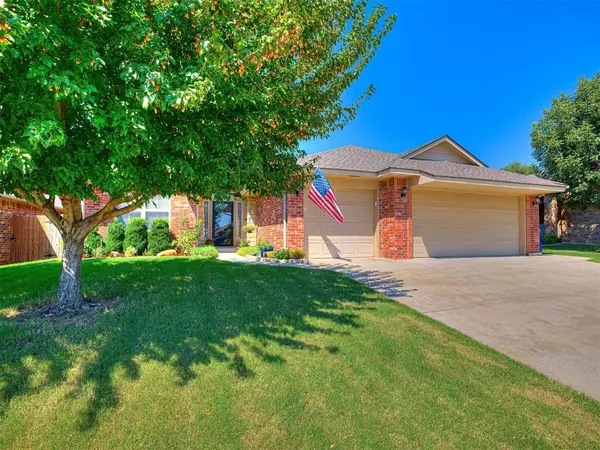 7709 Harold Drive, Yukon, OK 73099