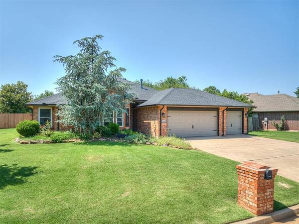 17301 Sunny Hollow Road, Edmond, OK 73012