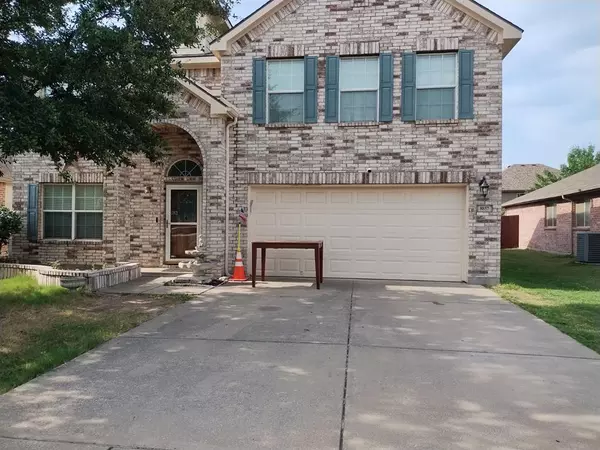 8857 Night Wind Lane, Fort Worth, TX 76244