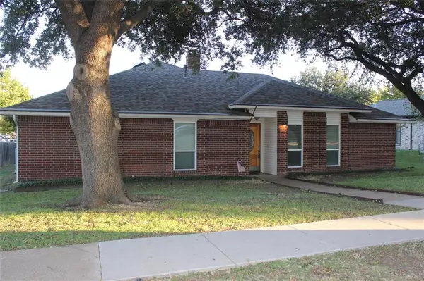 1010 Ridgeview, Carrollton, TX 75007