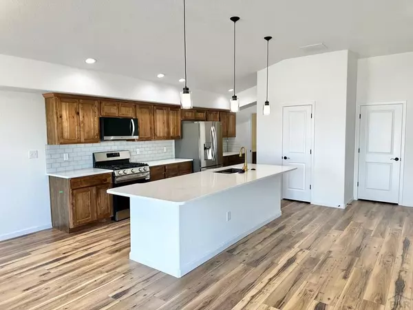 Pueblo, CO 81008,5408 Darter Ct