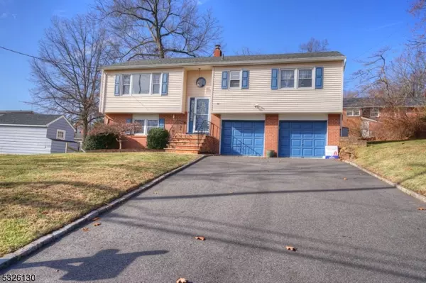 88 Maple Ave, Long Hill Twp., NJ 07980