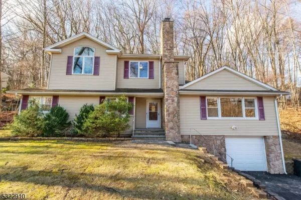 66 Brookside Rd, Randolph Twp., NJ 07869