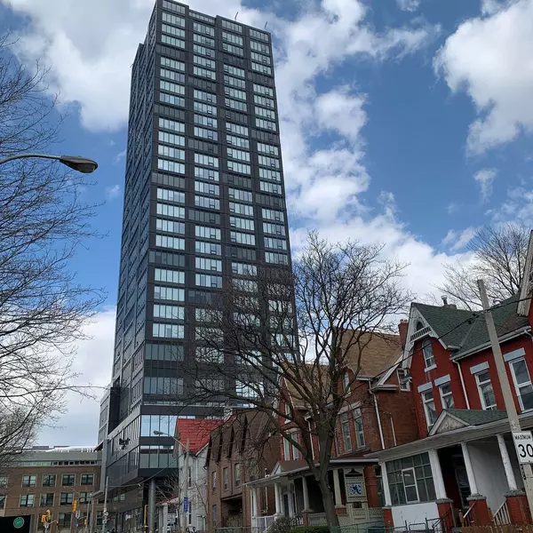 203 College ST #3007, Toronto C01, ON M5T 0C8