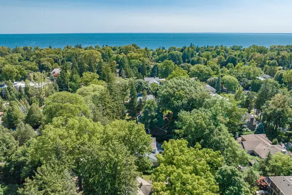 Oakville, ON L6J 3X5,142 Balsam DR