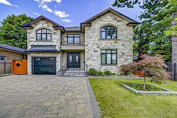 3043 Weston RD, Toronto W05, ON M9M 2T1