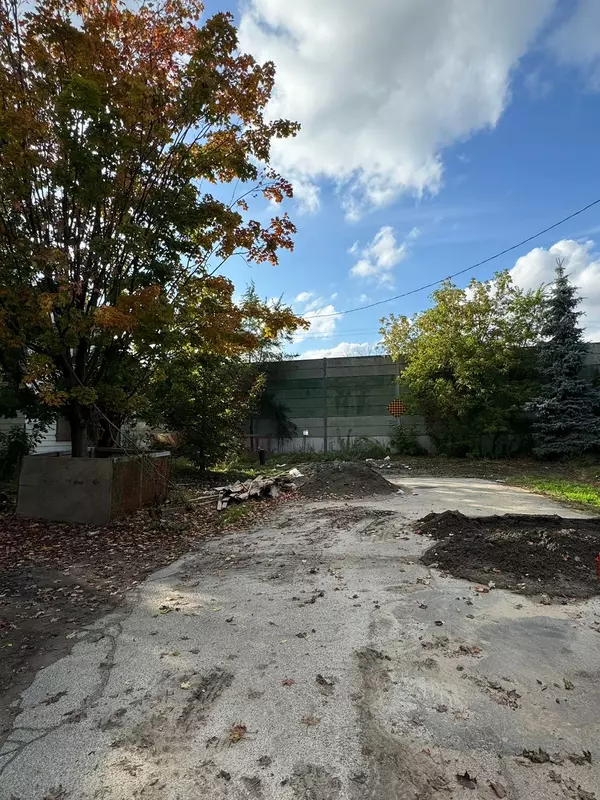 Mississauga, ON L5G 3E5,1654 Glenburnie RD W