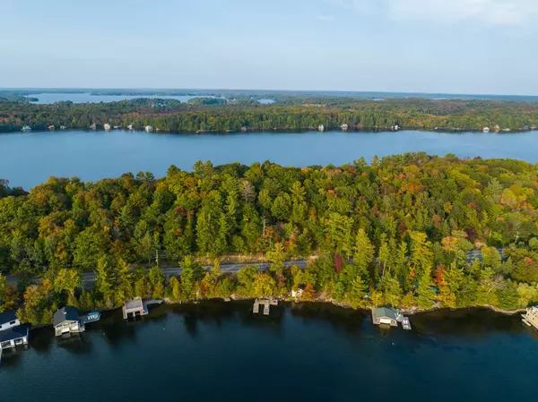 Muskoka Lakes, ON P0B 1J0,1-1356 & 1357 Peninsula RD