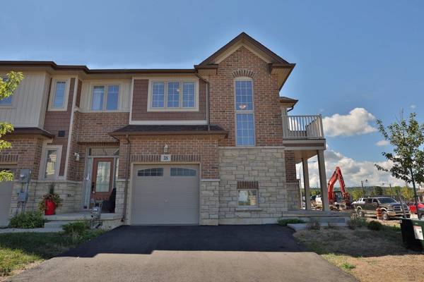 7 Lakelawn RD #38, Grimsby, ON L3M 0E9