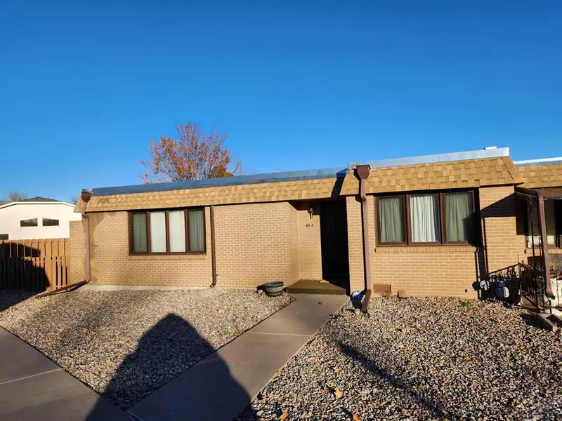 44 Regency Blvd, Pueblo, CO 81005