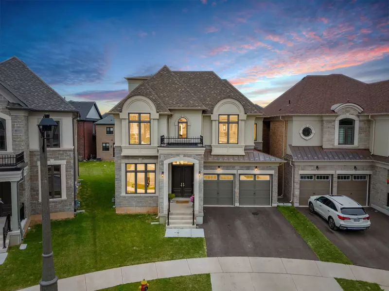 1145 Stag HOLW, Oakville, ON L6M 5M4