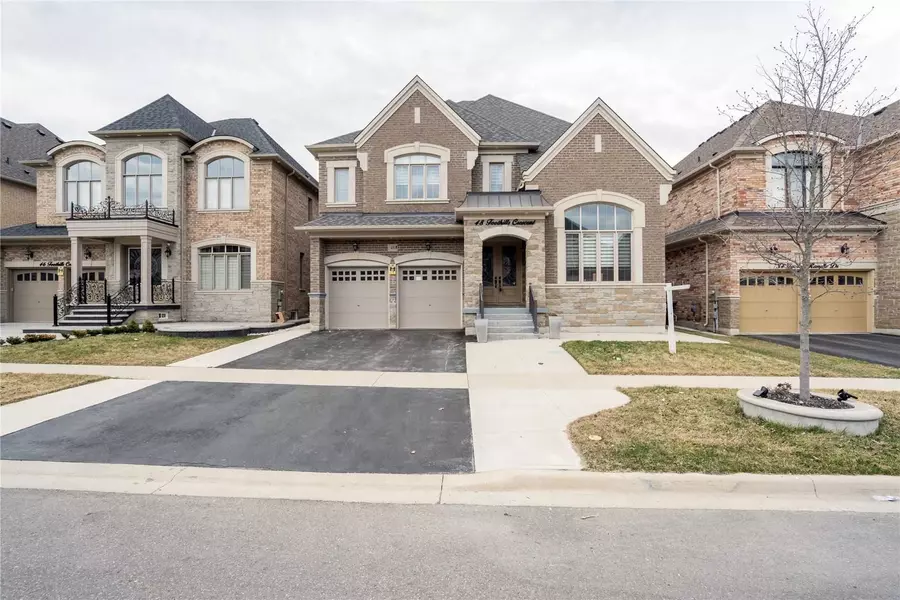 48 Foothills CRES, Brampton, ON L6P 4G9