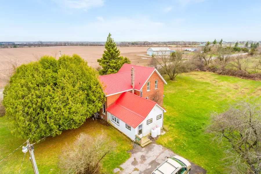 113 Long Beach RD, Kawartha Lakes, ON K0M 1G0