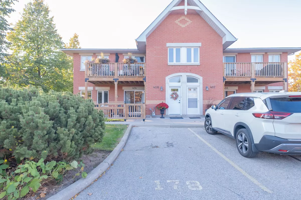 Burlington, ON L7M 4R4,4140 Foxwood DR #404