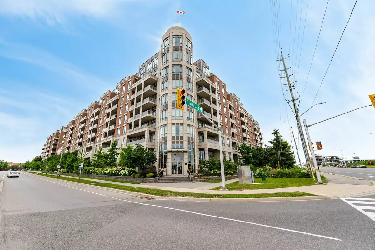 Oakville, ON L6H 0H1,2480 Prince Michael DR #710