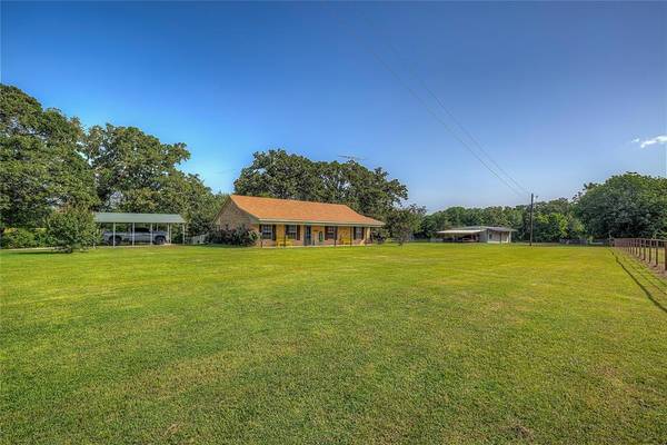 Sulphur Springs, TX 75482,2630 Farm Road 1567 W