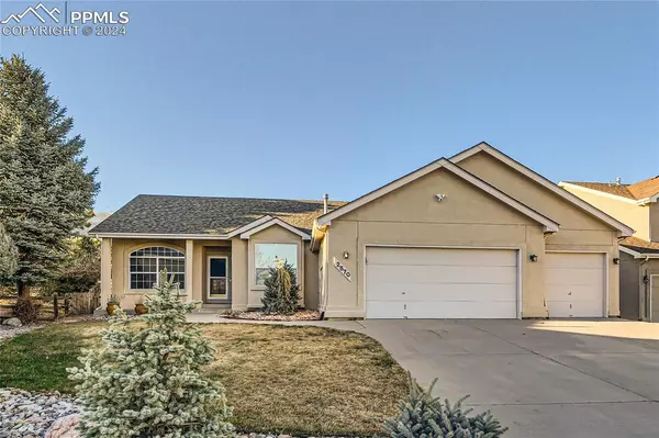 2570 Vantage Ridge CT, Colorado Springs, CO 80919