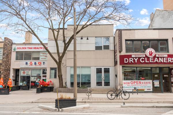 893 Yonge ST E #Rear, Toronto C09, ON M4W 2H2