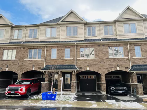 155 Danzatore PATH, Oshawa, ON L1L 0P9