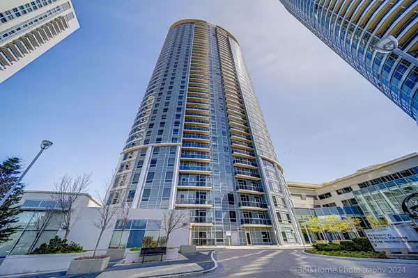 Toronto E07, ON M1S 0G4,135 Village Green SQ #2015