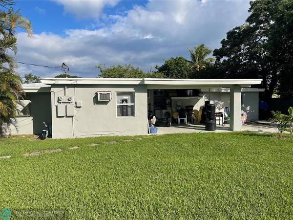 Hallandale Beach, FL 33009,222 NE 4th Ct