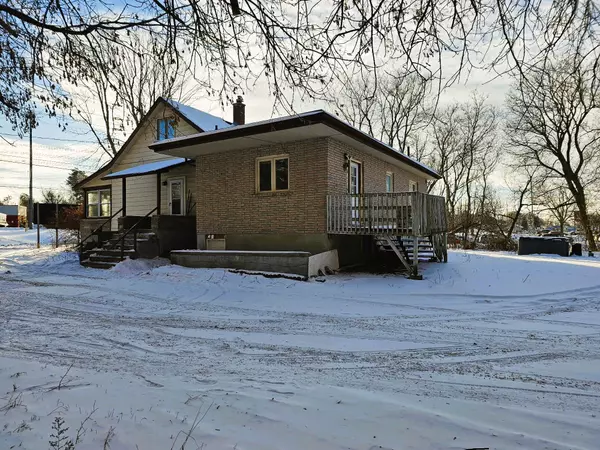 204 Foster DR, Barrie, ON L4N 3X8