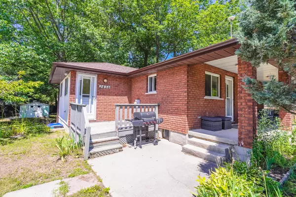 Wasaga Beach, ON L9Z 2E7,1456 Mosley ST