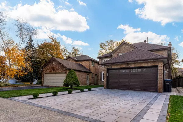 Mississauga, ON L5C 3P8,1297 Deer Run N/A