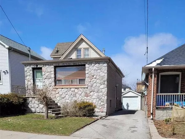 8 Tilden CRES, Toronto W09, ON M9P 1V5