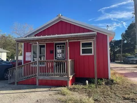 106 E North Avenue, Lampasas, TX 76550