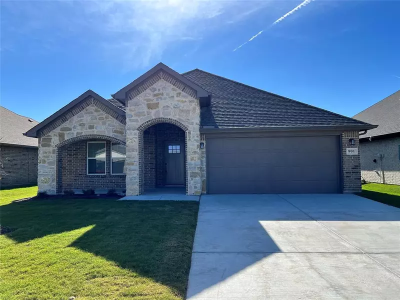 801 Moseley Lane, Greenville, TX 75402