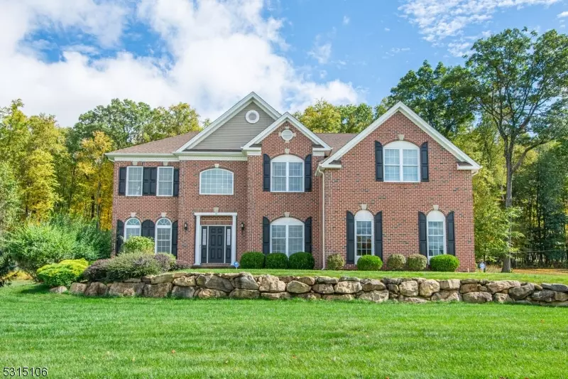 10 Marcin Way, Mount Olive Twp., NJ 07836