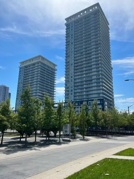 360 Square One DR #505, Mississauga, ON L5B 0G7