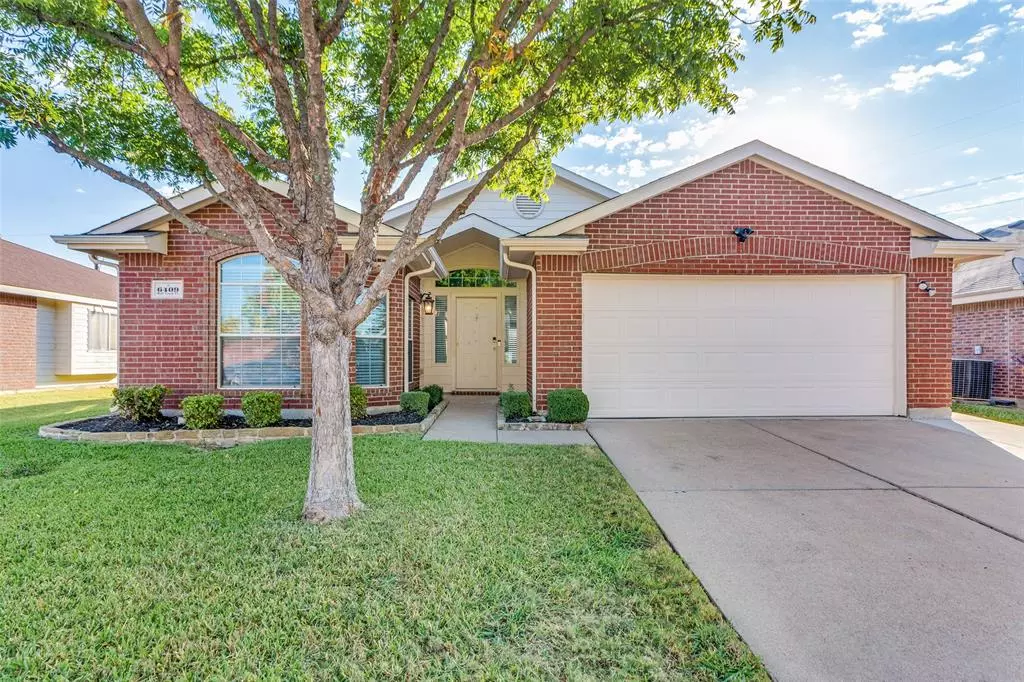 Arlington, TX 76018,6409 Wolf Creek Court