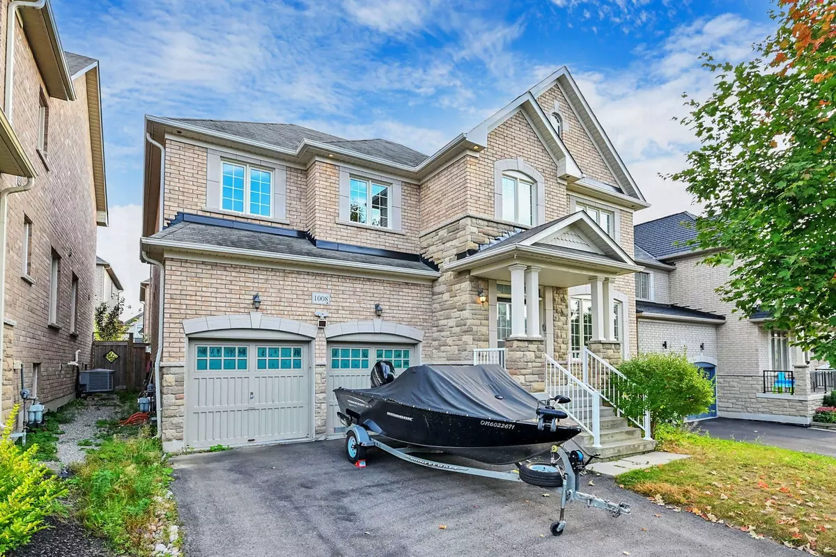 Newmarket, ON L3X 0B8,1008 Sherman Brock CIR