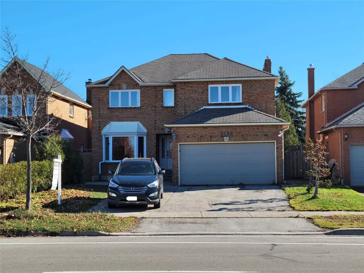 Oakville, ON L6H 4B9,1080 Glenashton DR