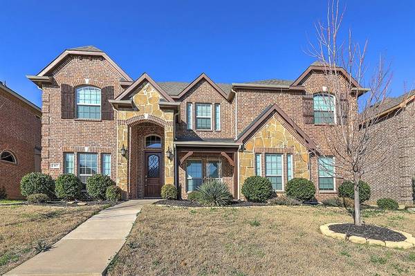 117 Crystal Creek Drive, Red Oak, TX 75154