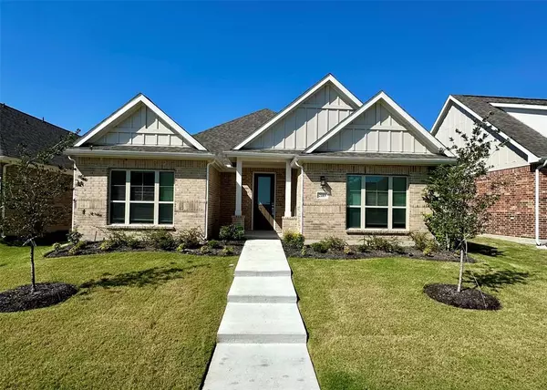 2189 Glacier Drive, Waxahachie, TX 75165